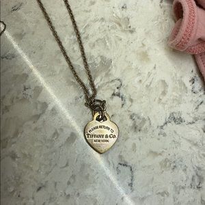 Tiffany’s Heart Tag Pendant & Chain